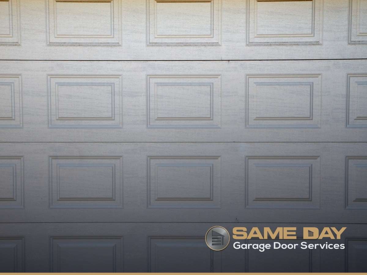 Choosing The Best Garage Door Size For Your Arizona Home